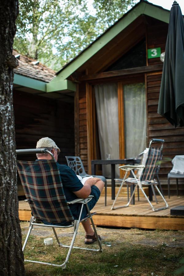 Camping Le Pre Morjal Ispagnac Buitenkant foto