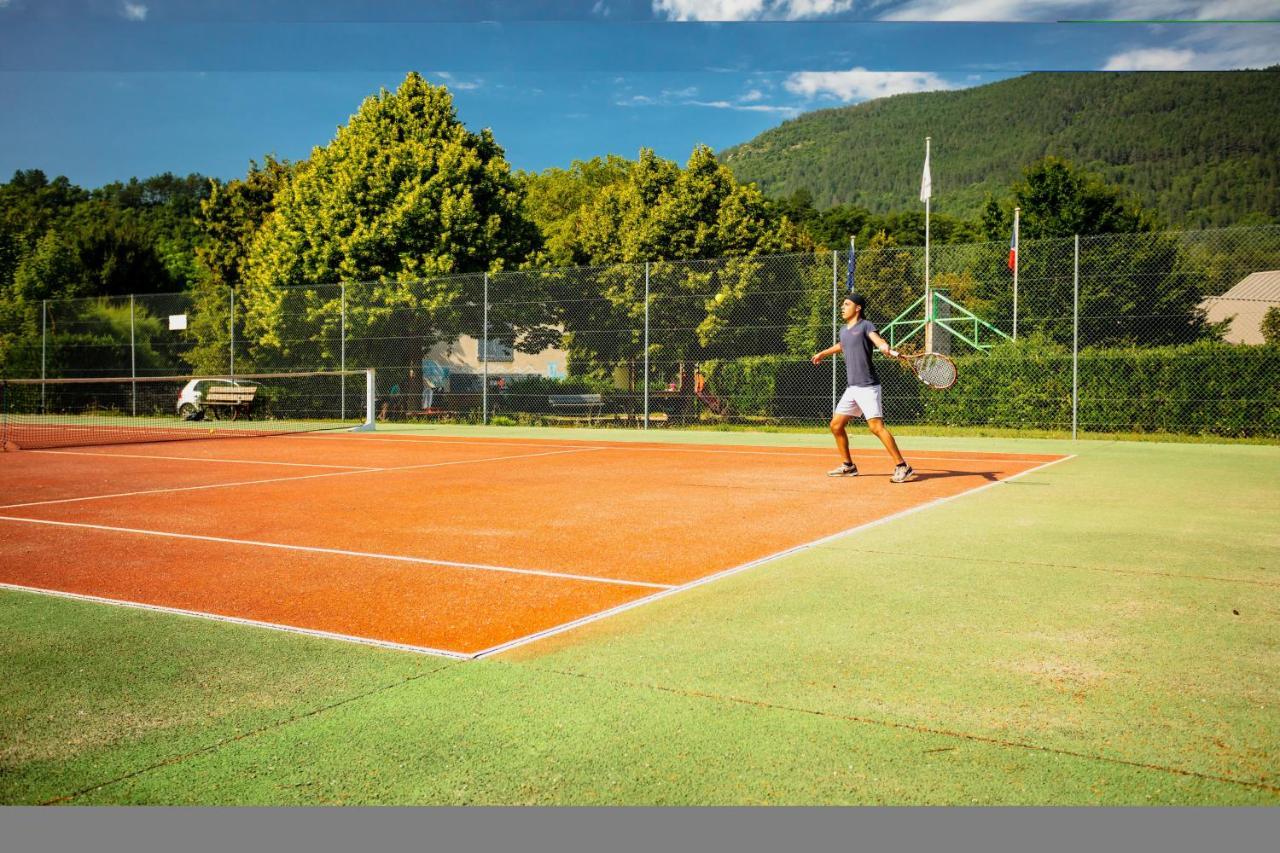 Camping Le Pre Morjal Ispagnac Buitenkant foto